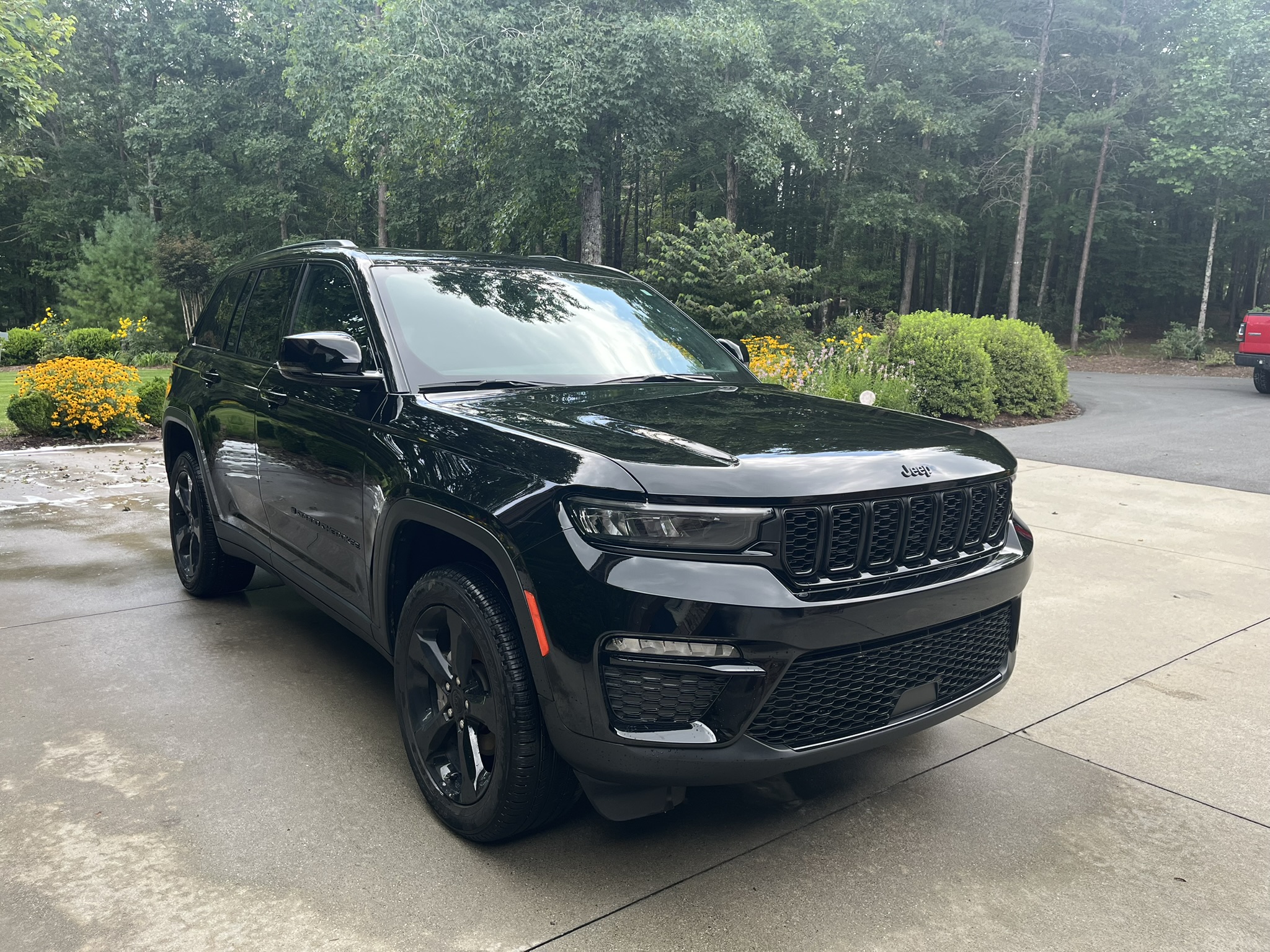 Black Jeep Grand Cherokee - Full Detail